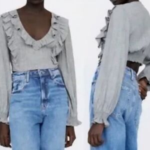 NWT Zara Gray Ruffled V-Neck Long Sleeve Cropped  Top Size S Cottagecore Boho